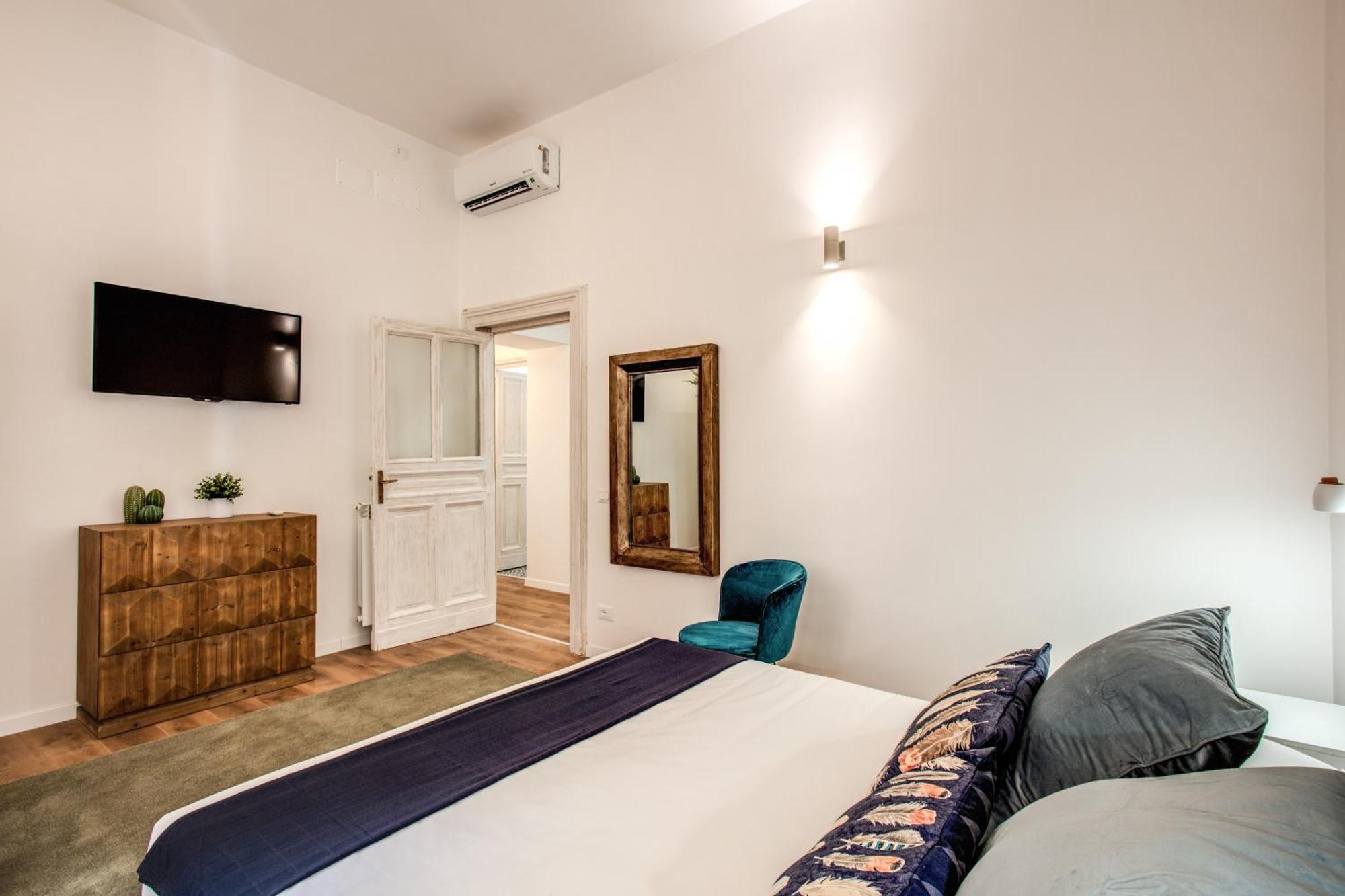 Monti Quiet And Spacious Apartment ローマ エクステリア 写真